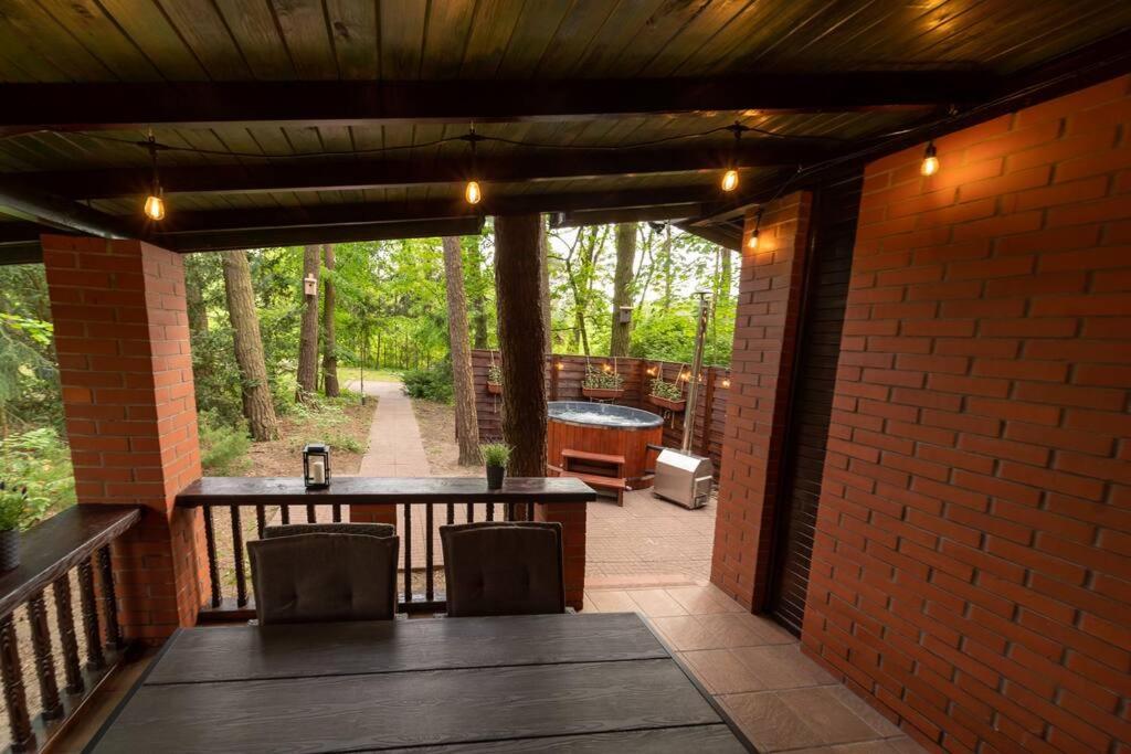 Villa Zacisze Narwi Kikoly Exterior foto
